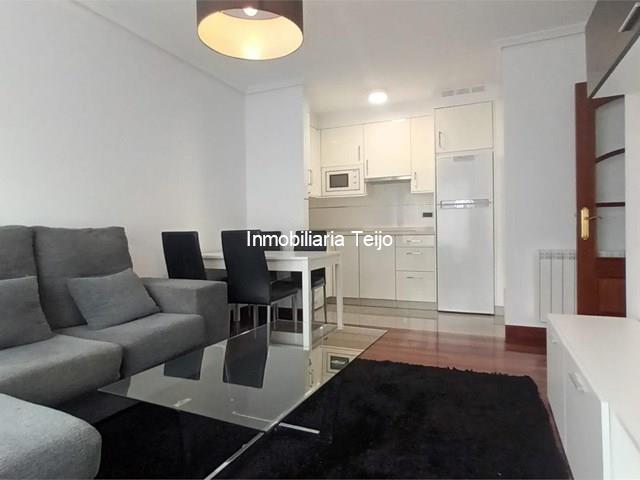 *DISPONIBLE EN NOVIEMBRE* SE ALQUILA APARTAMENTO SEMIAMUEBLADO CON TRASTERO Y GARAJE EN EL BERTÓN - Ferrol