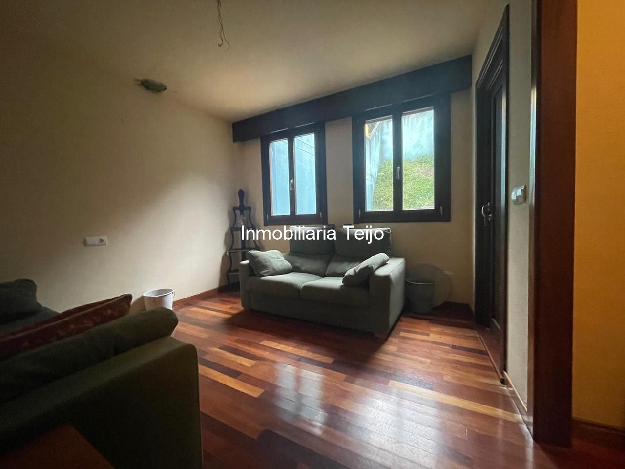 Foto 11 SE ALQUILA ADOSADO CON GARAJE Y PATIO EN A GRAÑA (SIN MUEBLES)