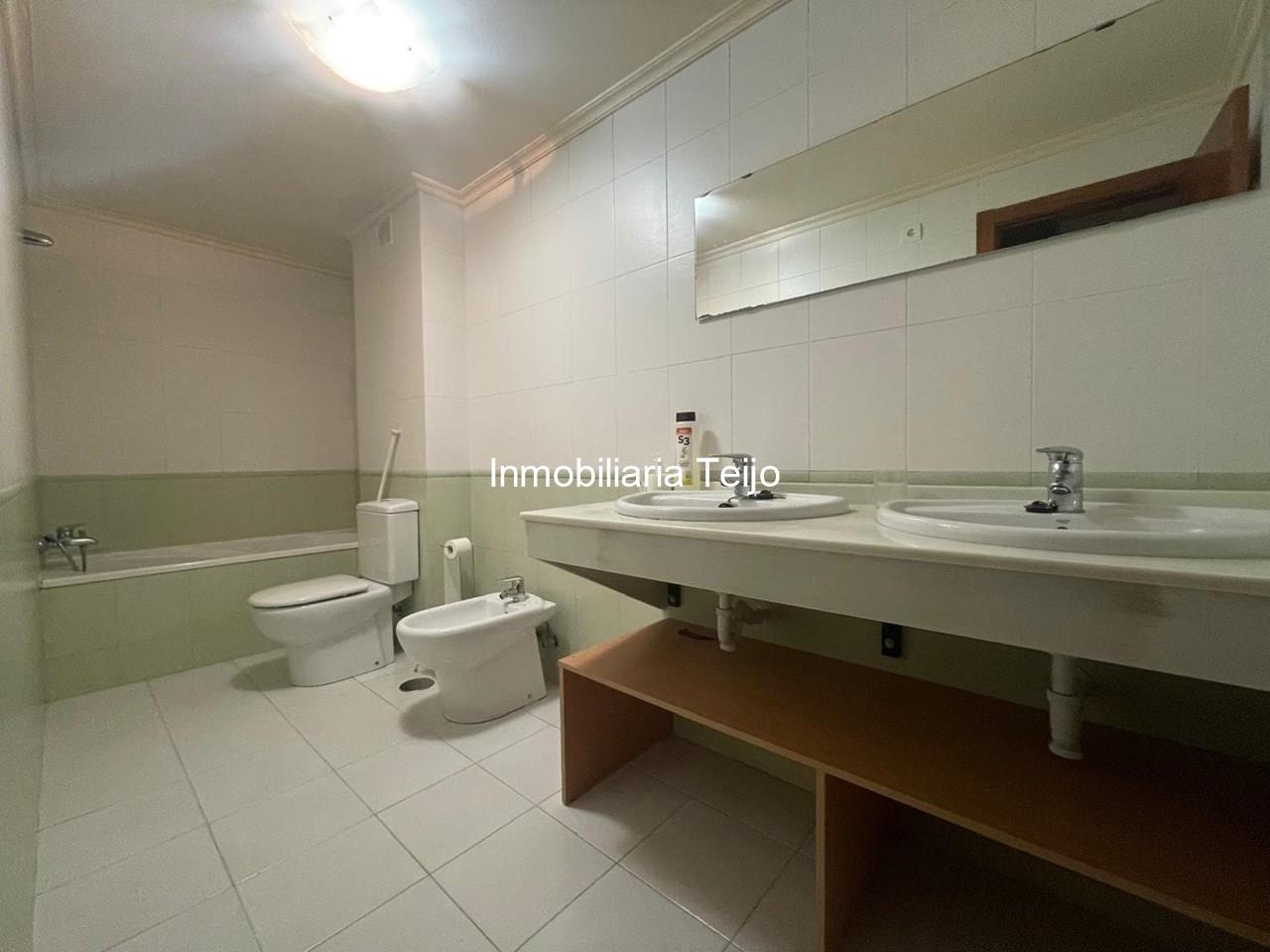 Foto 14 SE ALQUILA ADOSADO CON GARAJE Y PATIO EN A GRAÑA (SIN MUEBLES)