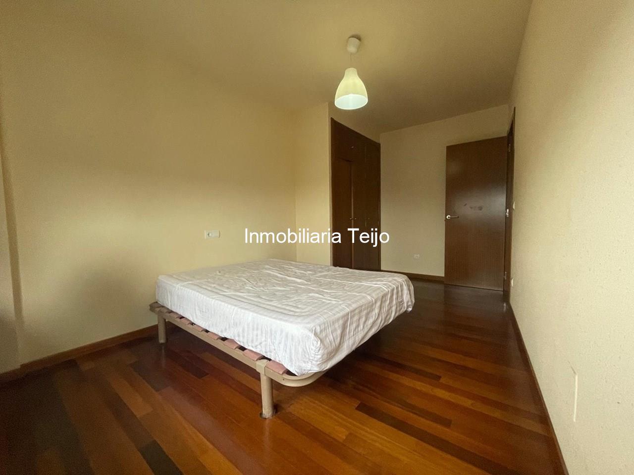 Foto 15 SE ALQUILA ADOSADO CON GARAJE Y PATIO EN A GRAÑA (SIN MUEBLES)