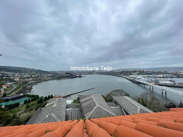 SE ALQUILA ADOSADO CON GARAJE Y PATIO EN A GRAÑA (SIN MUEBLES) - Ferrol