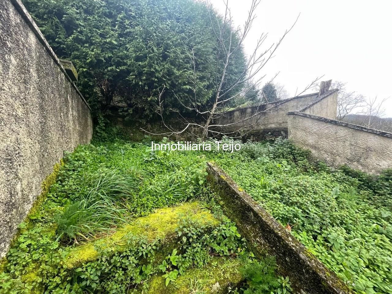 Foto 9 SE ALQUILA ADOSADO CON GARAJE Y PATIO EN A GRAÑA (SIN MUEBLES)