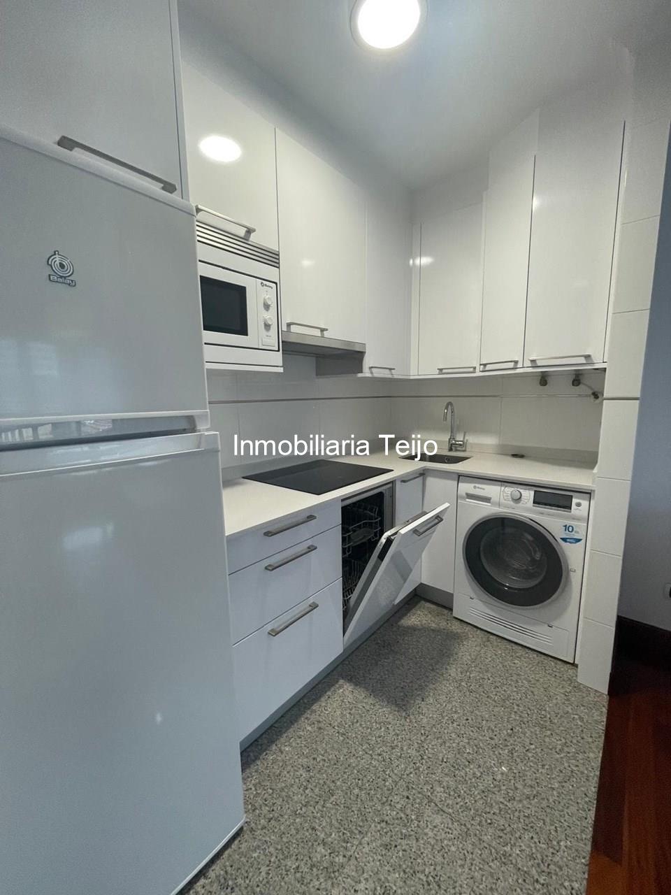 Foto 2 SE ALQUILA APARTAMENTO A ESTRENAR CON TRASTERO Y PLAZA DE GARAJE EN EL BERTÓN