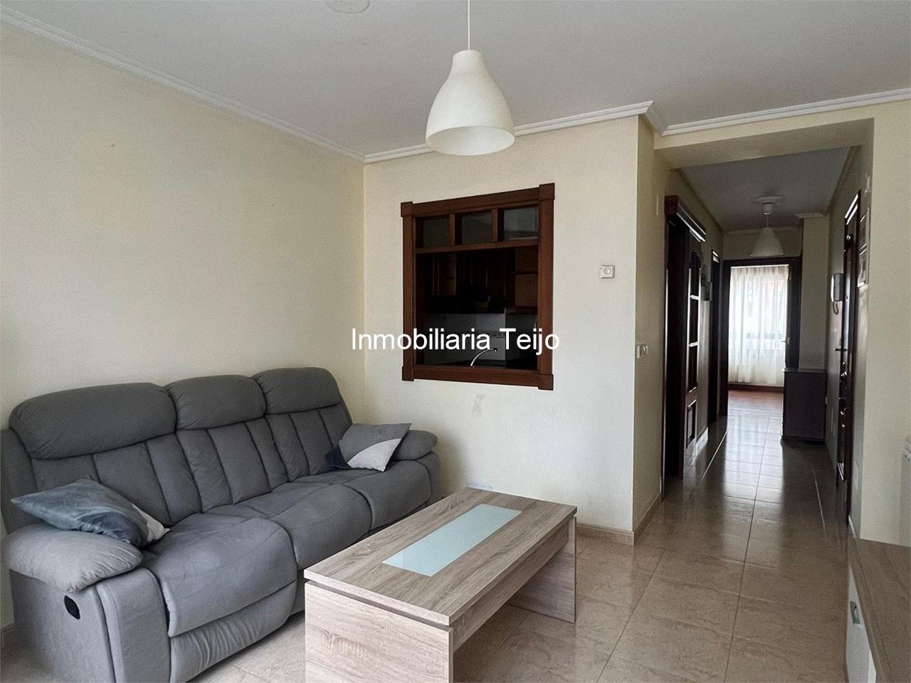 Foto 3 SE ALQUILA APARTAMENTO SEMINUEVO 