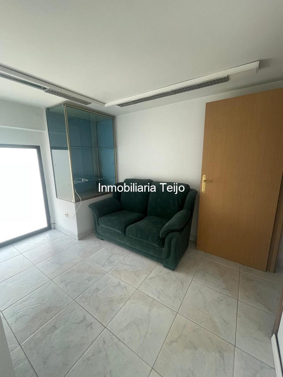 Foto 6 SE ALQUILA BAJO COMERCIAL CON ACCESO A DOS CALLES EN ULTRAMAR