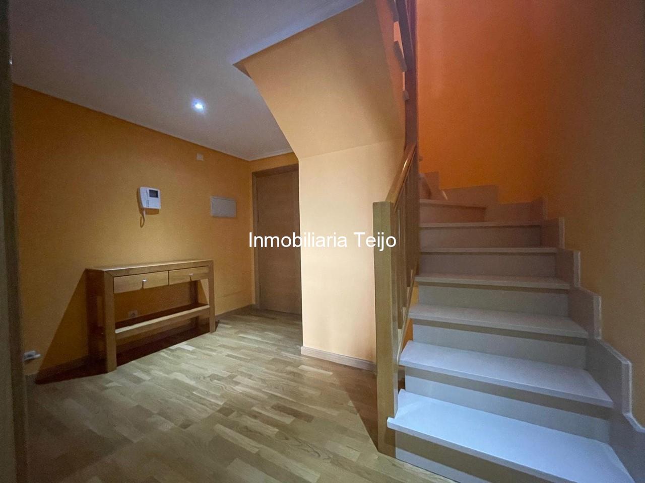 Foto 12 SE ALQUILA DUPLEX CON TRASTERO Y PLAZA DE GARAJE EN A GANDARA