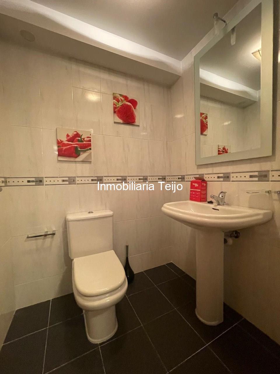 Foto 9 SE ALQUILA DUPLEX SEMINUEVO AMUEBLADO EN MUGARDOS (ASCENSOR Y PLAZA DE GARAJE)