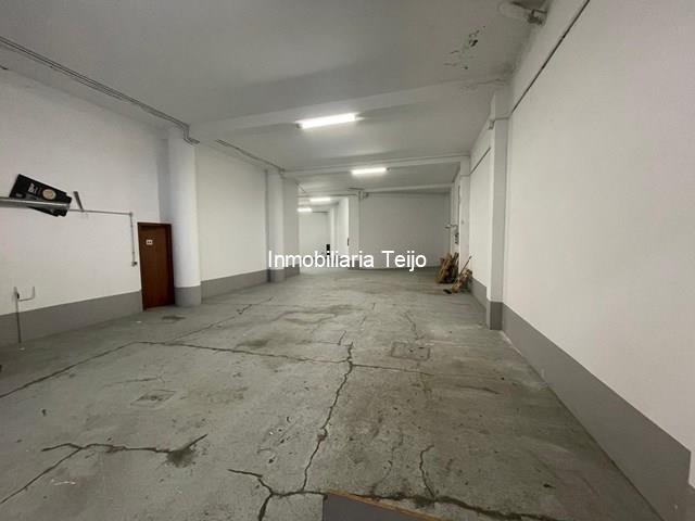 SE ALQUILA LOCAL COMERCIAL EN CATABOIS - Ferrol