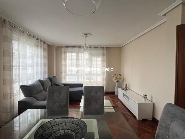 SE ALQUILA PISO AMPLIO EN ESTEIRO - Ferrol