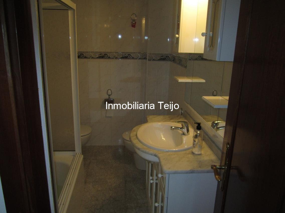 Foto 11 SE ALQUILA PISO AMPLIO EN FERROL - ESPECIAL MILITARES