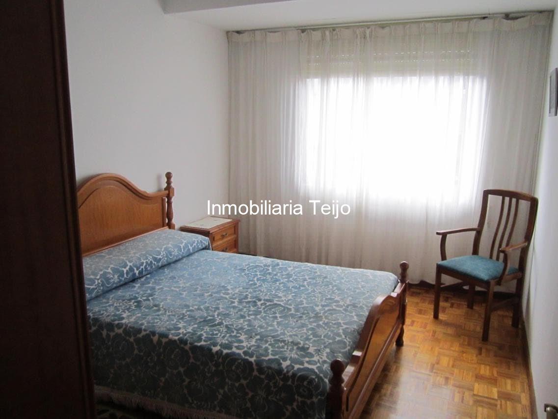 Foto 13 SE ALQUILA PISO AMPLIO EN FERROL - ESPECIAL MILITARES
