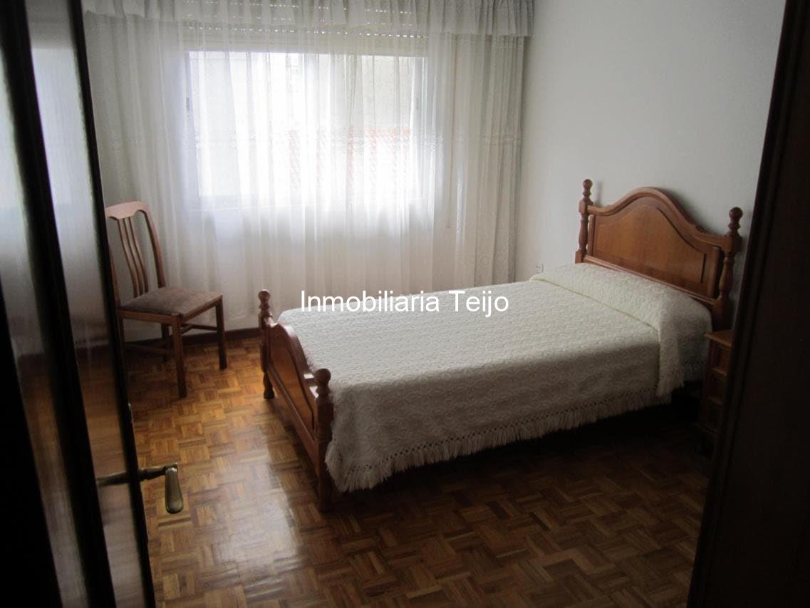 Foto 15 SE ALQUILA PISO AMPLIO EN FERROL - ESPECIAL MILITARES
