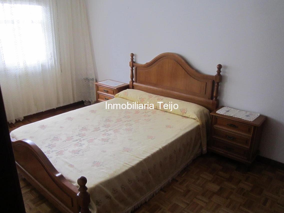 Foto 19 SE ALQUILA PISO AMPLIO EN FERROL - ESPECIAL MILITARES