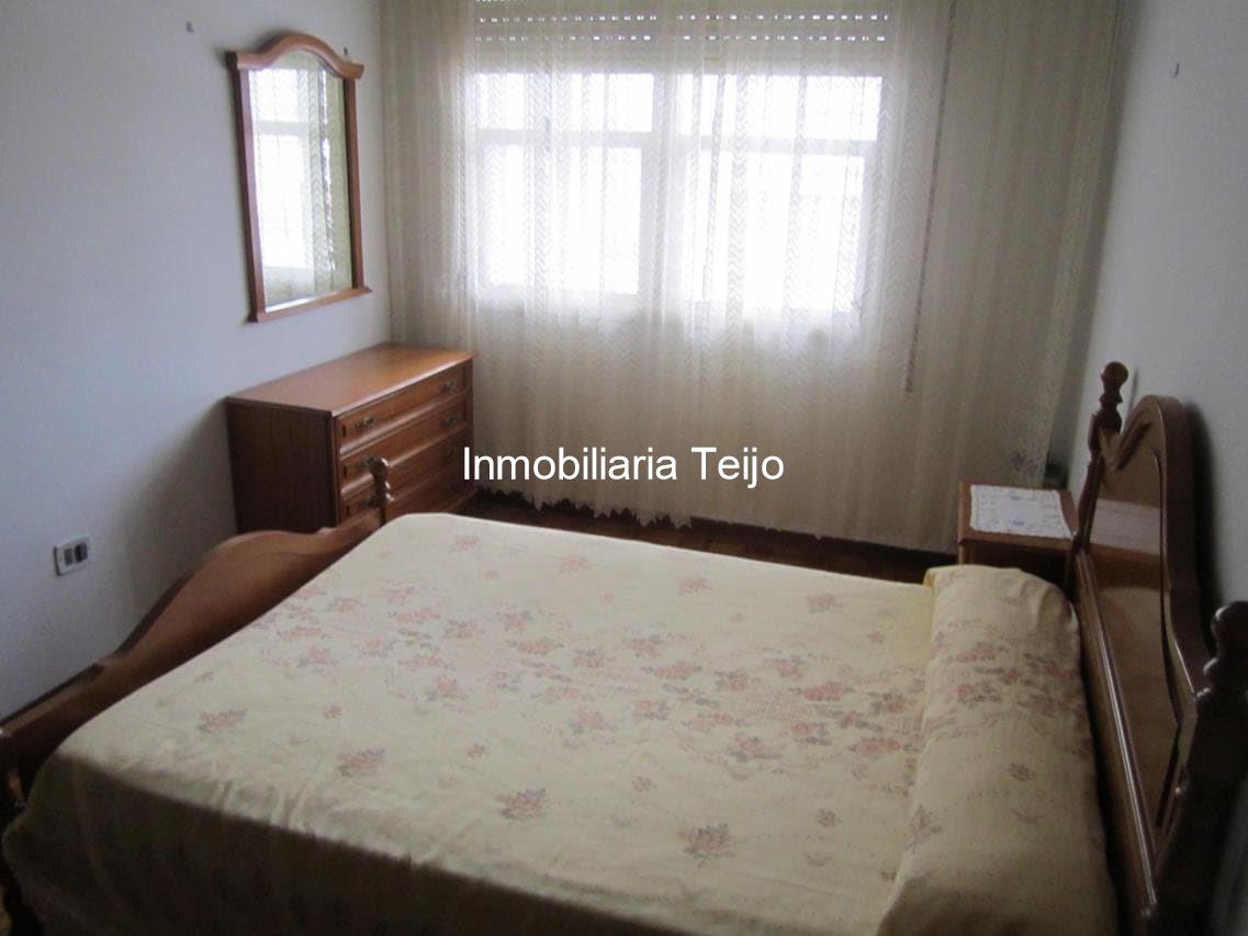 Foto 21 SE ALQUILA PISO AMPLIO EN FERROL - ESPECIAL MILITARES