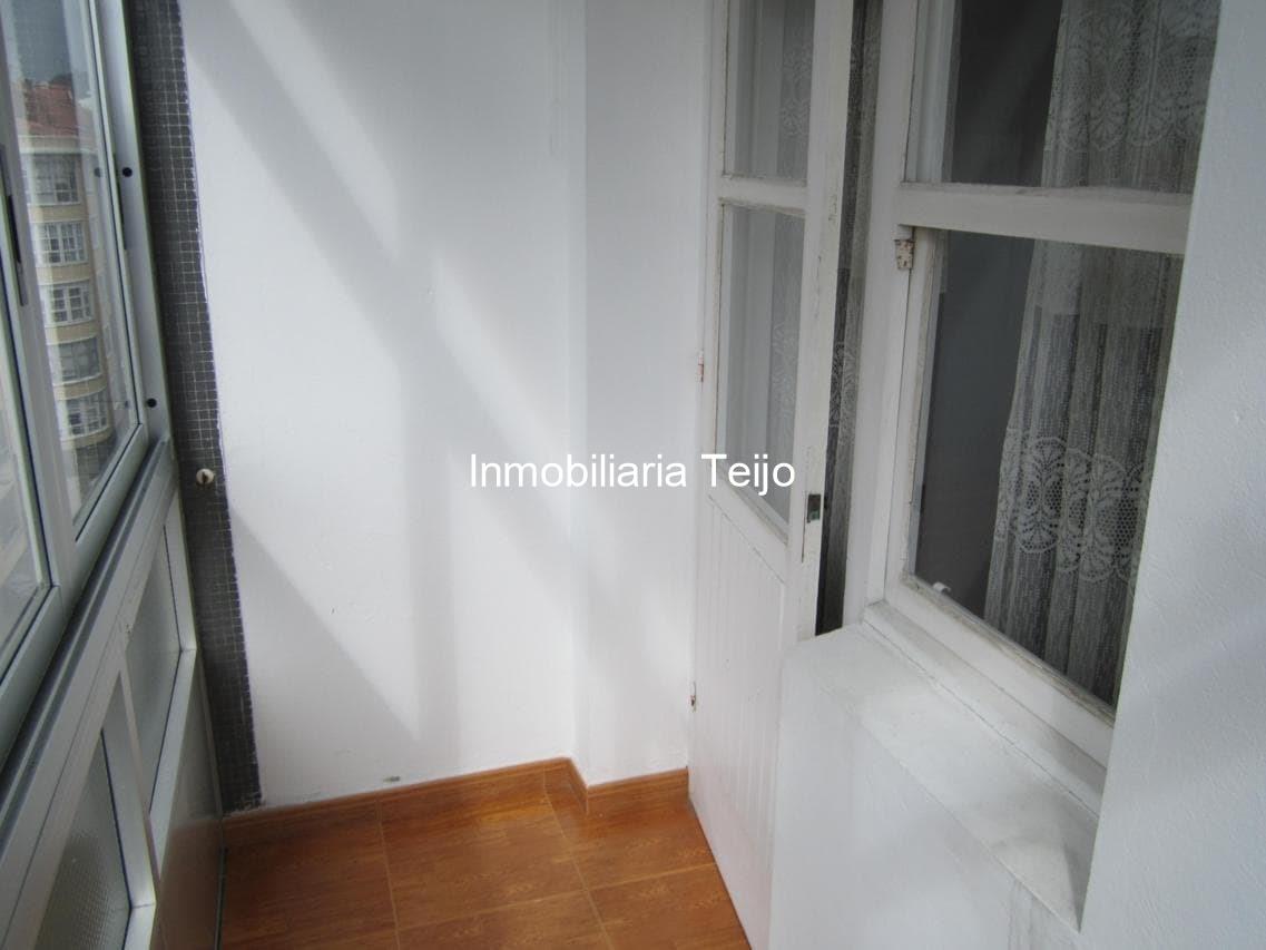 Foto 23 SE ALQUILA PISO AMPLIO EN FERROL - ESPECIAL MILITARES