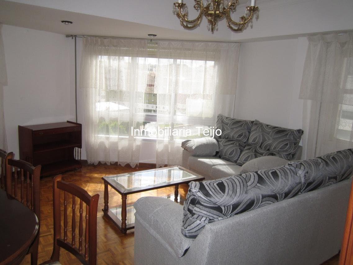 Foto 2 SE ALQUILA PISO AMPLIO EN FERROL - ESPECIAL MILITARES