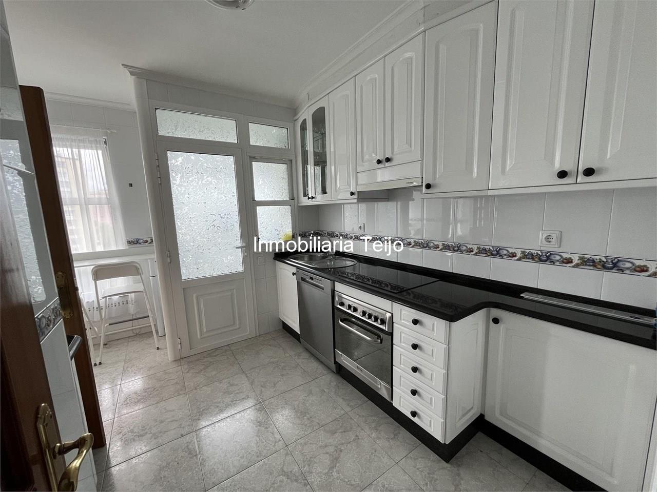 Foto 7 SE ALQUILA PISO CON BUENAS VISTAS EN CARANZA 