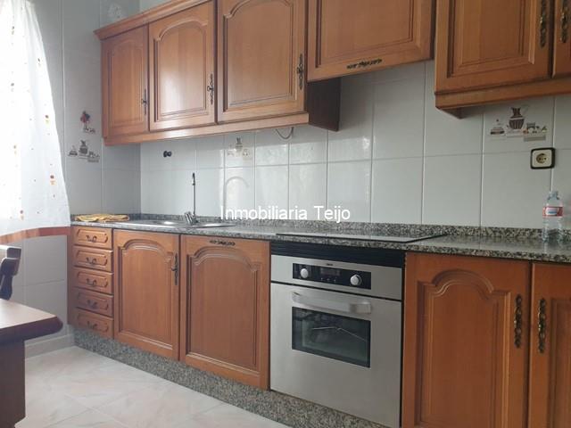 SE ALQUILA PISO CON GARAJE Y TRASTERO AMPLIO EN SAN JUAN - Ferrol