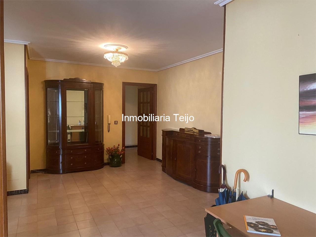 Foto 4 SE ALQUILA PISO CON TERRAZA EN PORTANOVA