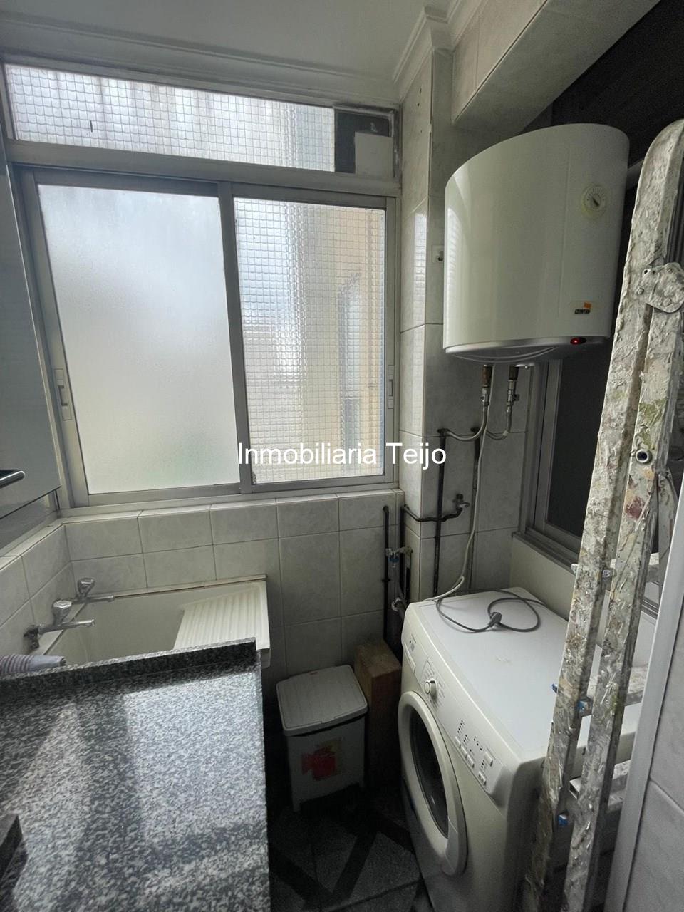 Foto 3 SE ALQUILA PISO DE 3 DORMITORIOS, BAÑO Y ASEO EN CARANZA CON ASCENSOR