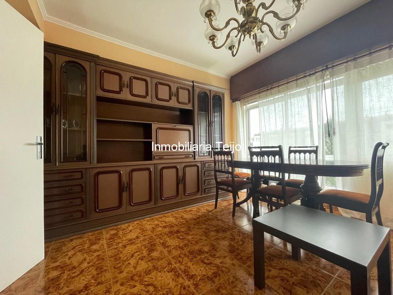 Foto 5 SE ALQUILA PISO DE 3 DORMITORIOS, BAÑO Y ASEO EN CARANZA CON ASCENSOR