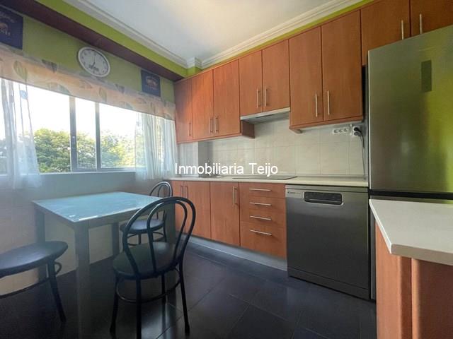 SE ALQUILA PISO DE 3 DORMITORIOS REFORMADO Y CON MUEBLES A ESTRENAR EN CARANZA - Ferrol