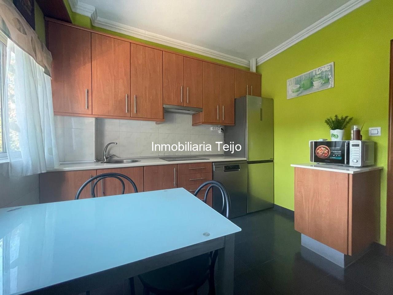 Foto 2 SE ALQUILA PISO DE 3 DORMITORIOS REFORMADO Y CON MUEBLES A ESTRENAR EN CARANZA