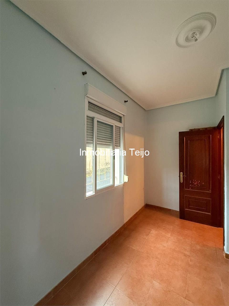 Foto 5 SE ALQUILA PISO DE 4 DORMITORIOS EN CANIDO