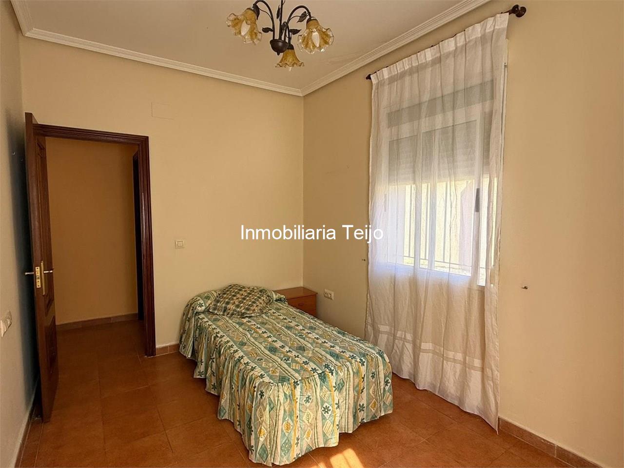Foto 7 SE ALQUILA PISO DE 4 DORMITORIOS EN CANIDO