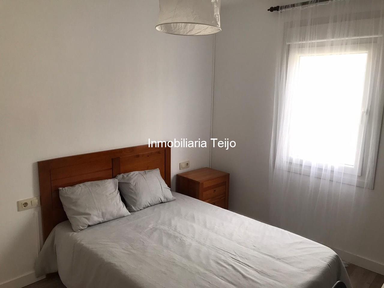 Foto 10 SE ALQUILA PISO DE 4 DORMITORIOS EN CARANZA