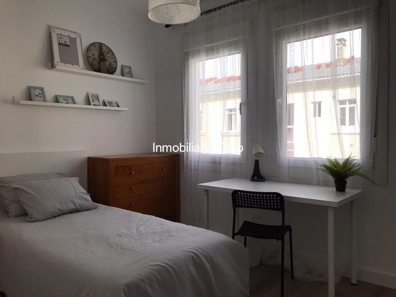 Foto 1 SE ALQUILA PISO DE 4 DORMITORIOS EN CARANZA