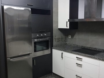 SE ALQUILA PISO EN A GANDARA - Narón