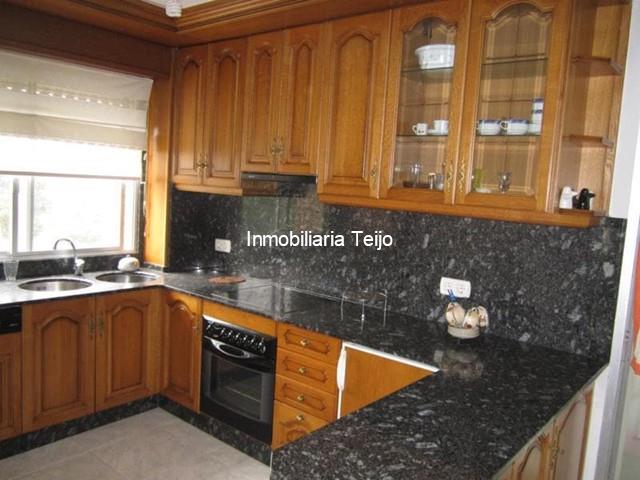 SE ALQUILA PISO EN CANIDO  - Ferrol