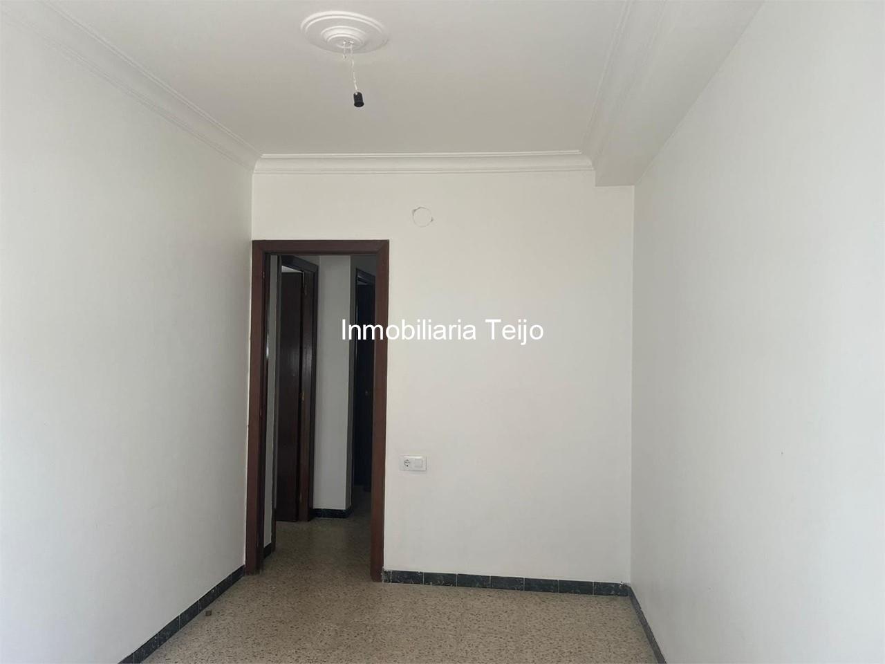 Foto 2 SE ALQUILA PISO EN EL ALTO DEL CASTAÑO