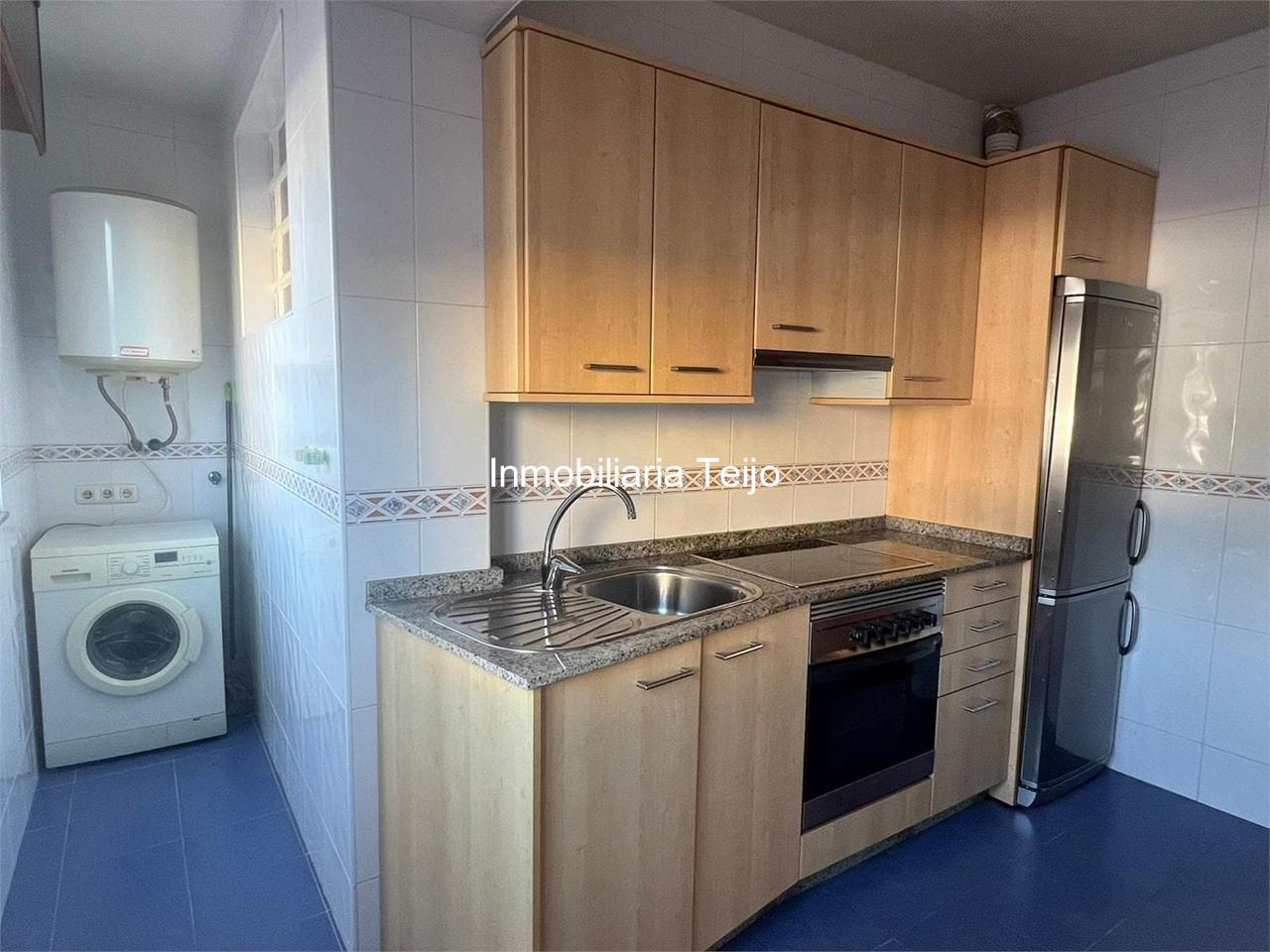 Foto 7 SE ALQUILA PISO EN SANTA MARINA SIN MUEBLES