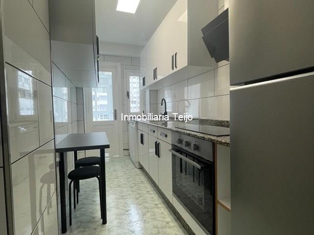 SE ALQUILA PISO GRANDE REFORMADO CON CALEFACCIÓN Y ASCENSOR EN CARANZA - Ferrol