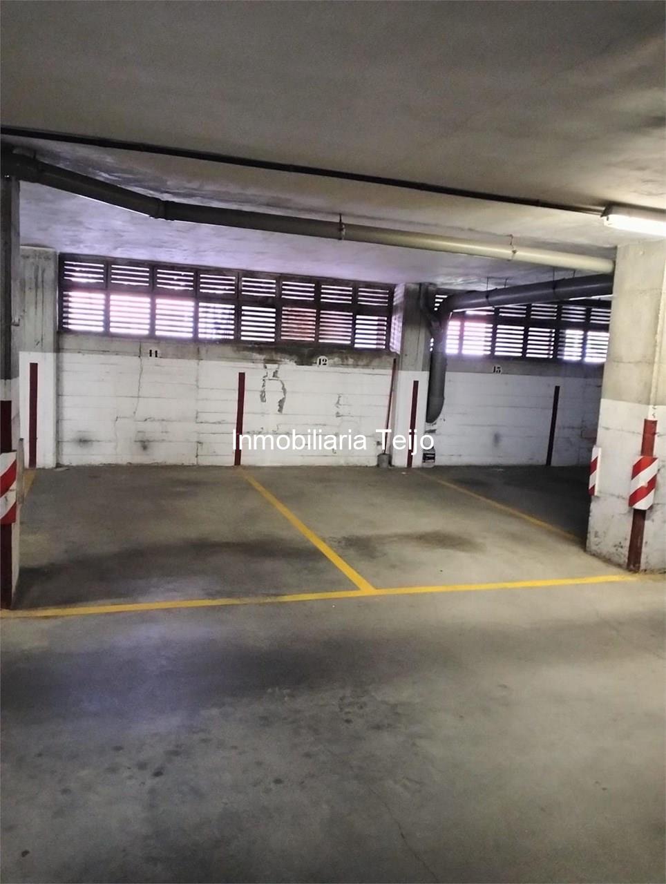 Foto 1 SE ALQUILAN DOS PLAZAS DE GARAJE EN SANTA CECILIA