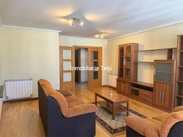 SE VENDE AMPLIO DUPLEX SEMINUEVO EN CATABOIS - Ferrol