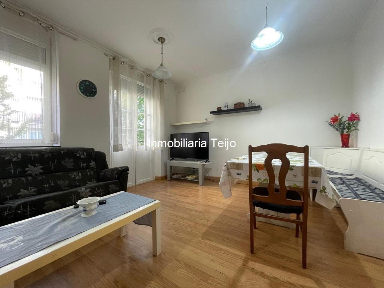Foto 3 SE VENDE APARTAMENTO DE DOS DORMITORIOS CON TRASTERO EN CANIDO