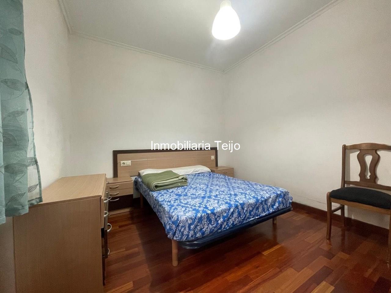 Foto 8 SE VENDE APARTAMENTO DE DOS DORMITORIOS CON TRASTERO EN CANIDO