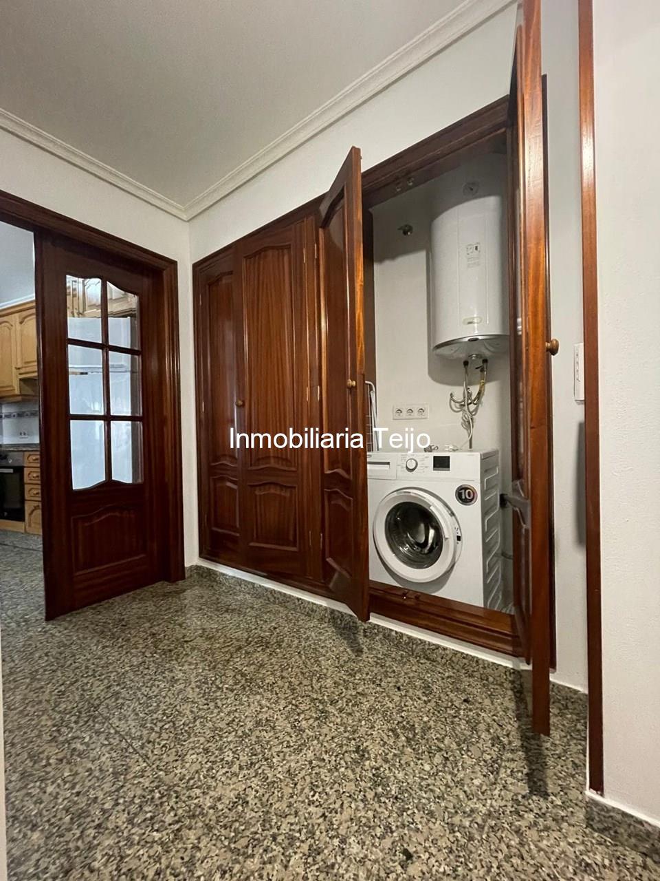 Foto 4 SE VENDE APARTAMENTO PRACTICAMENTE A ESTRENAR EN PUERTA DE NEIRA. ASCENSOR Y TRASTERO.