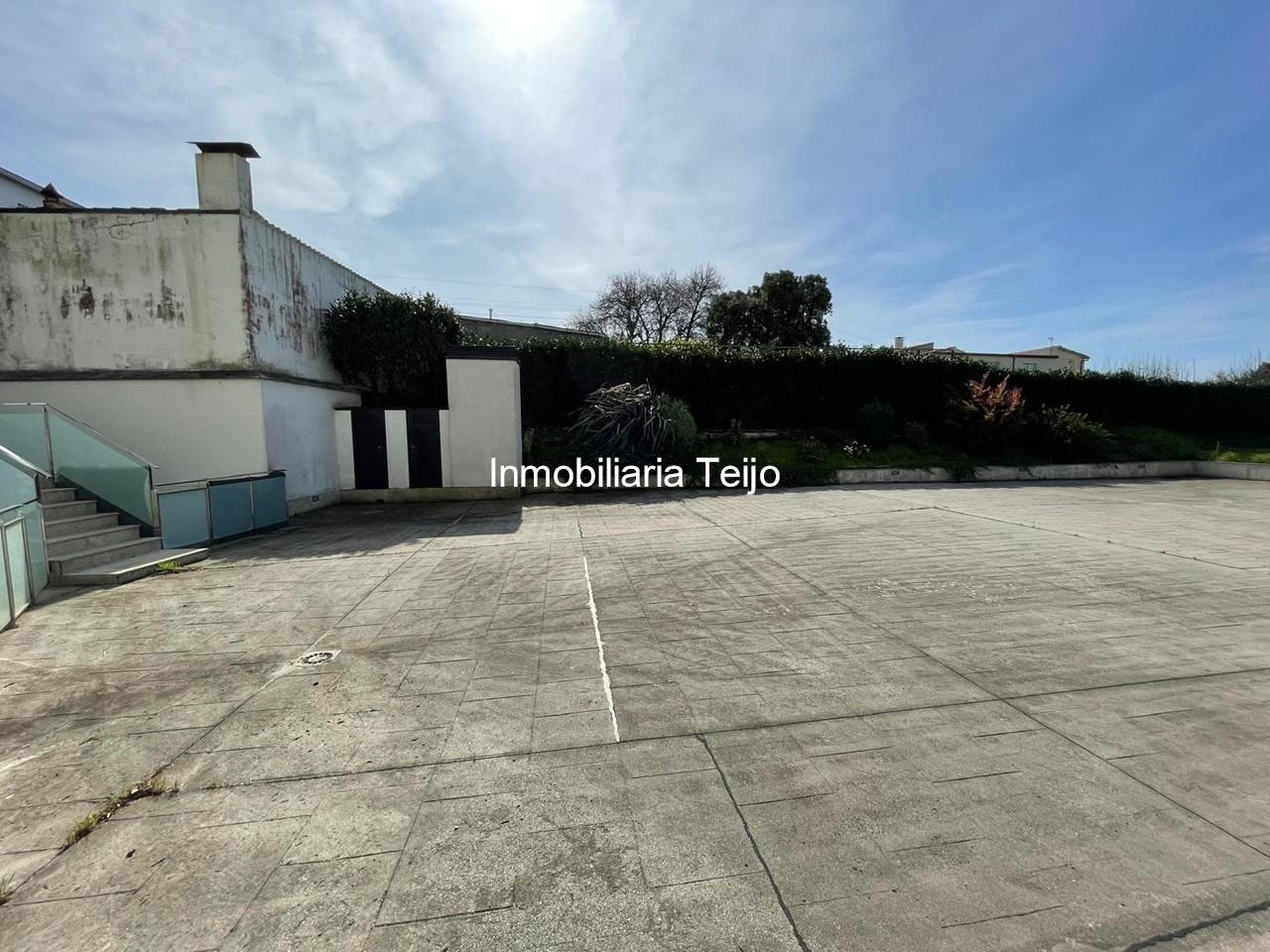 Foto 21 SE VENDE APARTAMENTO SEMINUEVO CON TRASTERO Y ESPECTACULAR TERRAZA EN NEDA