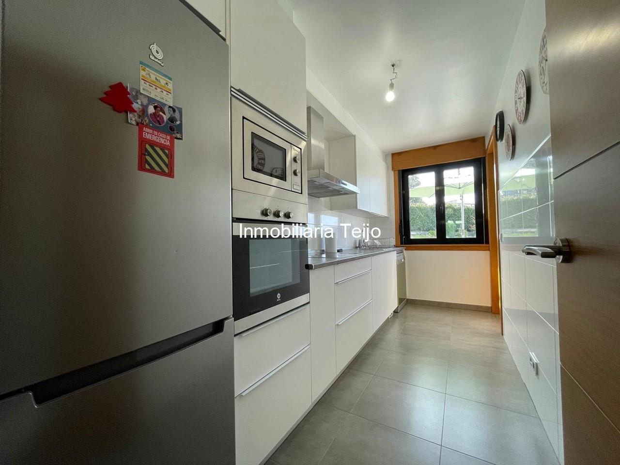 Foto 2 SE VENDE APARTAMENTO SEMINUEVO CON TRASTERO Y ESPECTACULAR TERRAZA EN NEDA