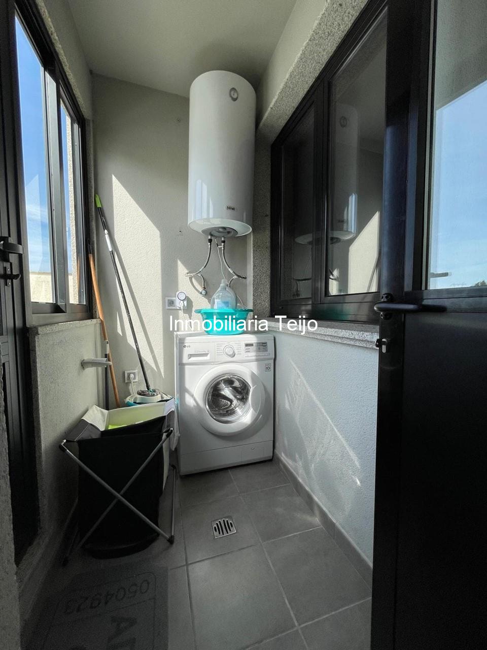 Foto 4 SE VENDE APARTAMENTO SEMINUEVO CON TRASTERO Y ESPECTACULAR TERRAZA EN NEDA