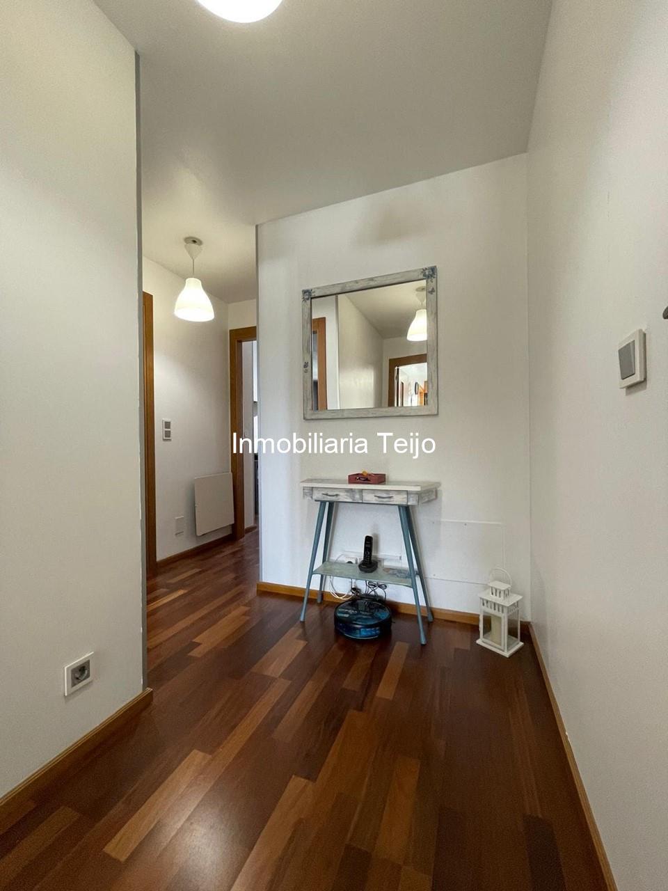 Foto 5 SE VENDE APARTAMENTO SEMINUEVO CON TRASTERO Y ESPECTACULAR TERRAZA EN NEDA