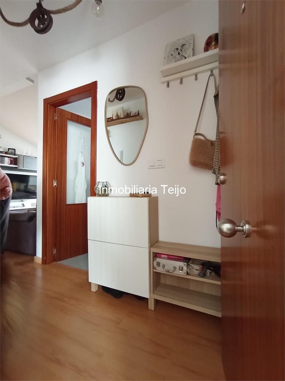 Foto 5 SE VENDE ÁTICO CON GARAJE, TRASTERO, ASCENSOR Y PISCINA COMUNITARIA EN MUGARDOS