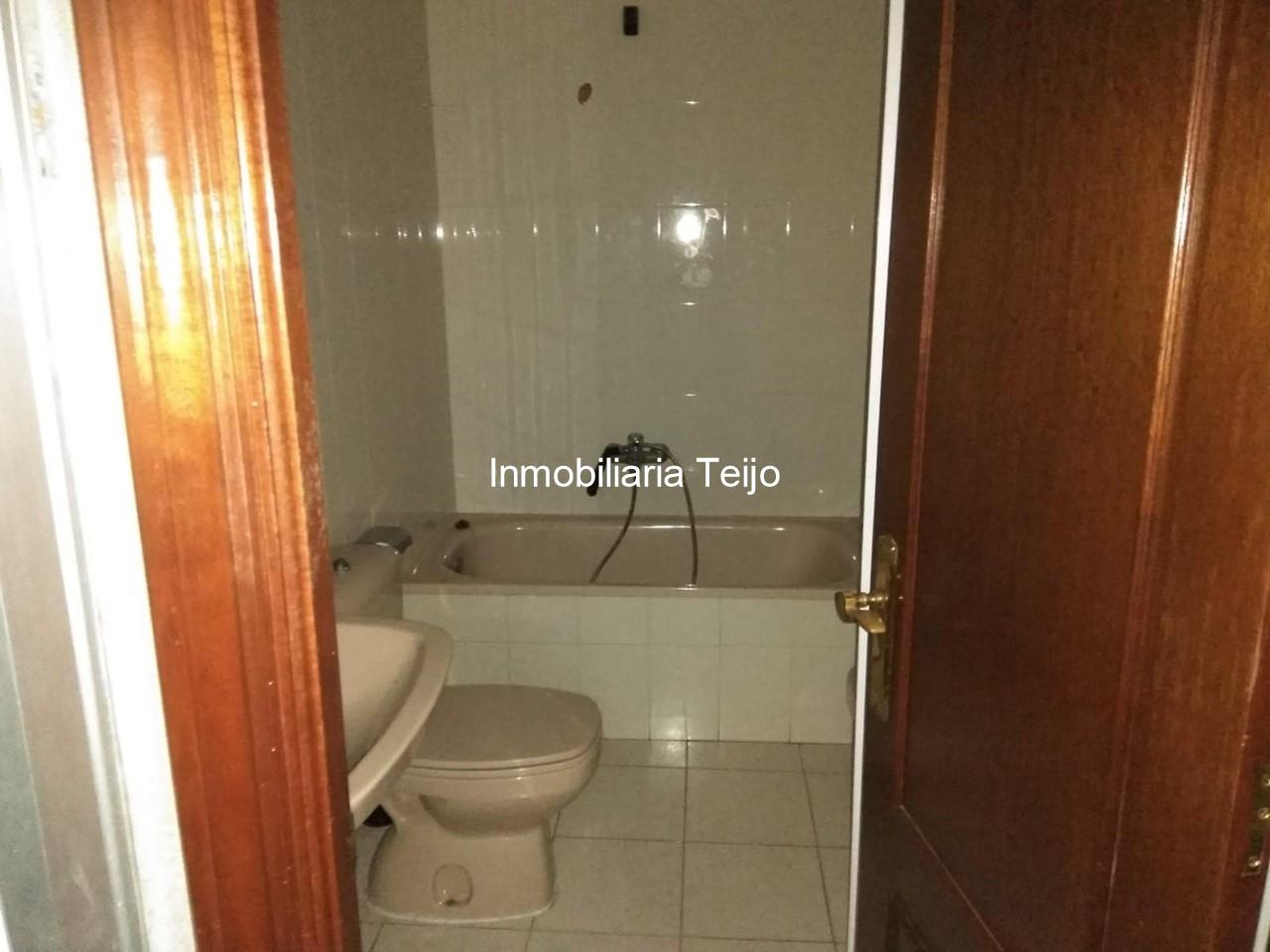 Foto 7 SE VENDE BAJO COMERCIAL