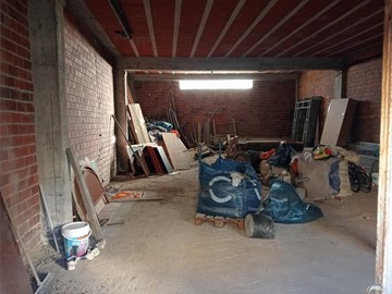 SE VENDE BAJO DE OBRA EN FREIXEIRO - Narón