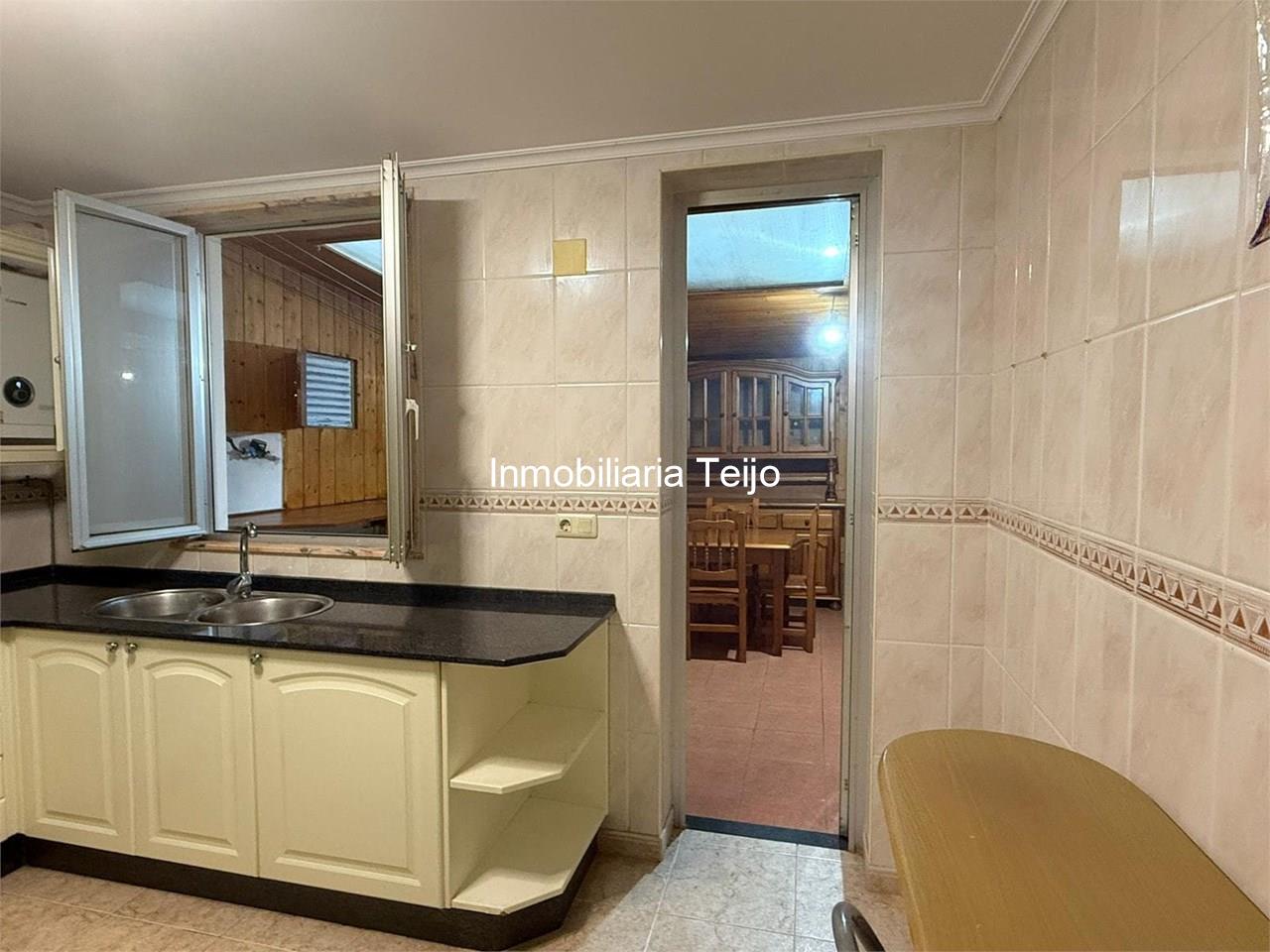 Foto 2 SE VENDE BAJO VIVIENDA CON TERRAZA EN CATABOIS