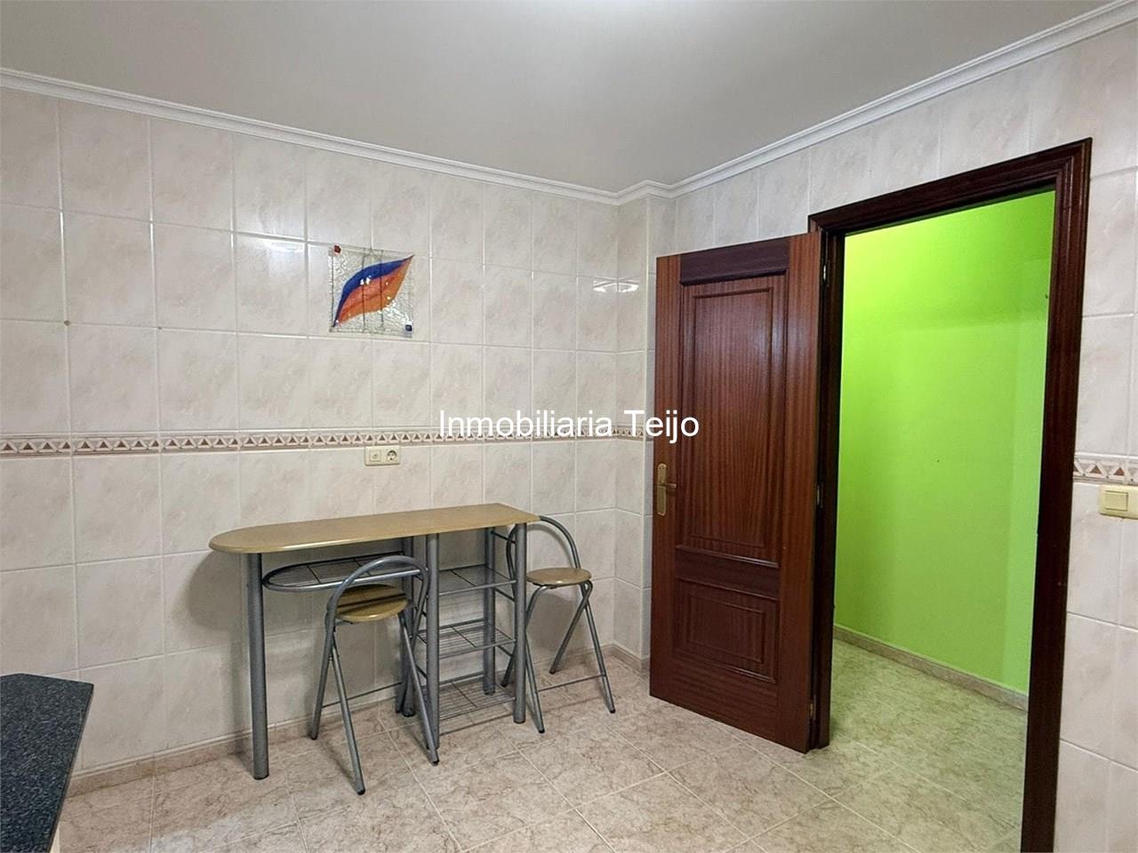 Foto 3 SE VENDE BAJO VIVIENDA CON TERRAZA EN CATABOIS